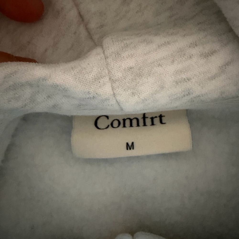 Comfrt Women's White Top